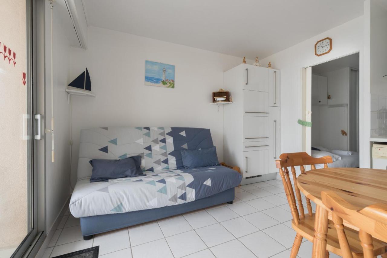 Agreable Studio Proche De La Plage, A Порнише Екстериор снимка